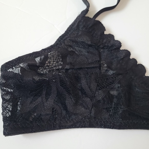 Yandy 2-Piece Black Bra and Thong Zip Panty Sexy Lace Lingerie Set Size L / XL - Picture 9 of 13